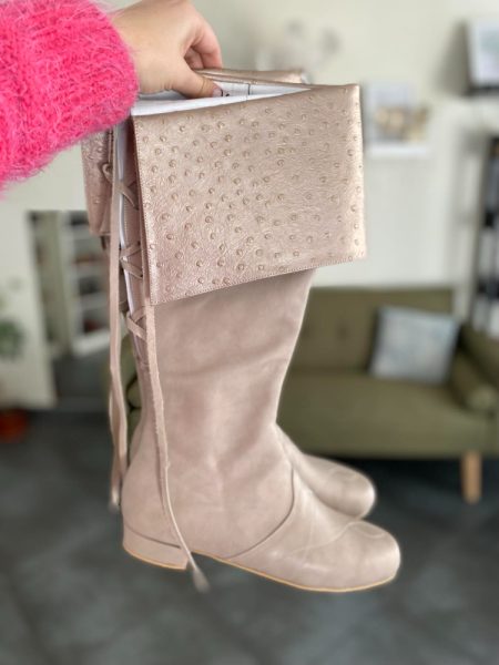 Cizme cu Siret si Guler